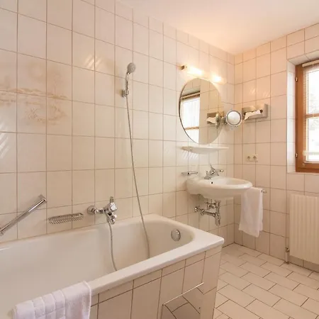 Haus 7 Stuben Hotel 3*