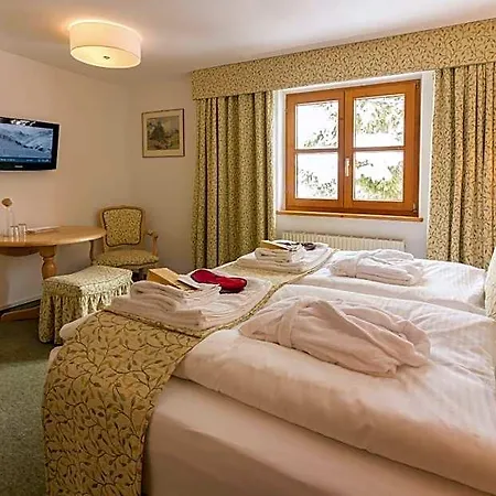 Haus 7 Hotel
