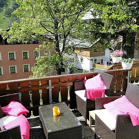 Haus 7 Hotel